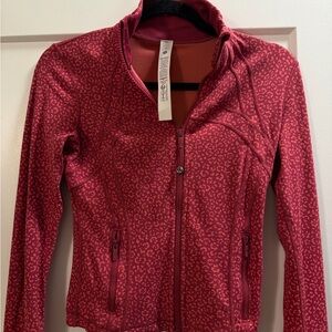 Lululemon Define Cropped Jacket *Nulu in Leopard Daisy Desert Red Magenta Smoke